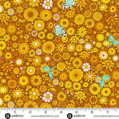 Camp Kitschy Lala A-1715-Y Daisy Field Marigold Alison Glass Andover Half Yard